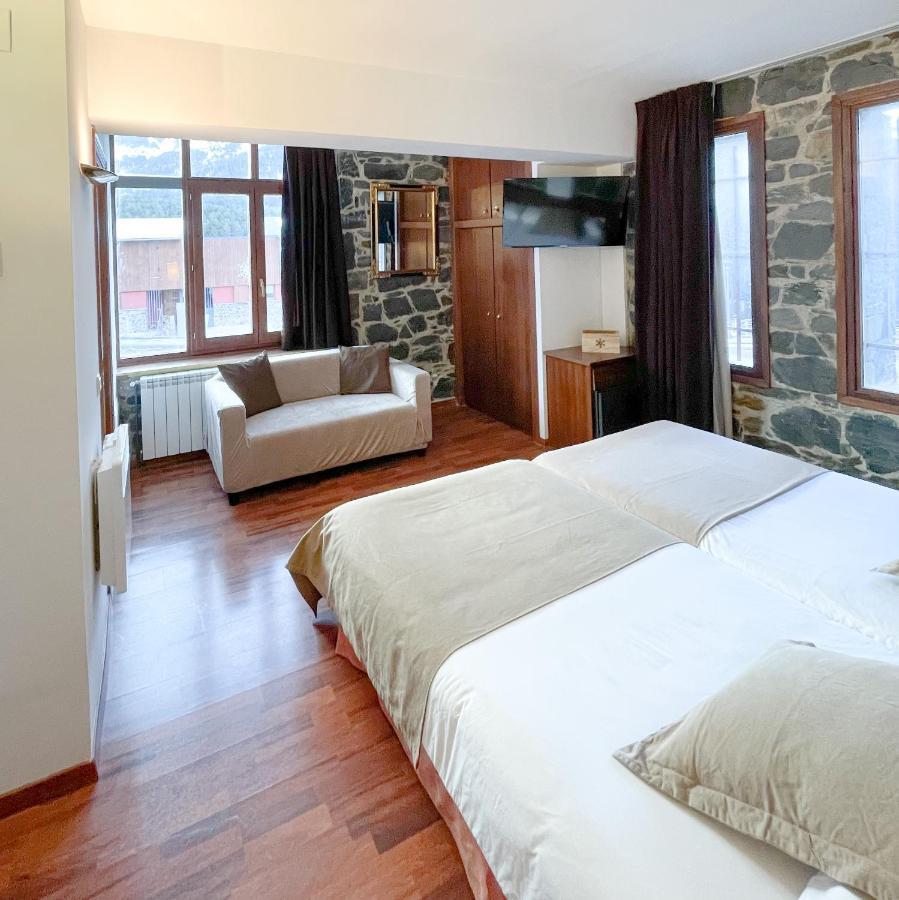 Hotel Amoretes La Molina  Buitenkant foto