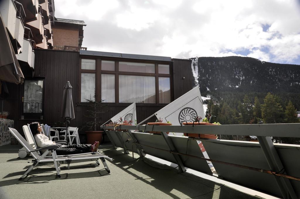 Hotel Amoretes La Molina  Buitenkant foto