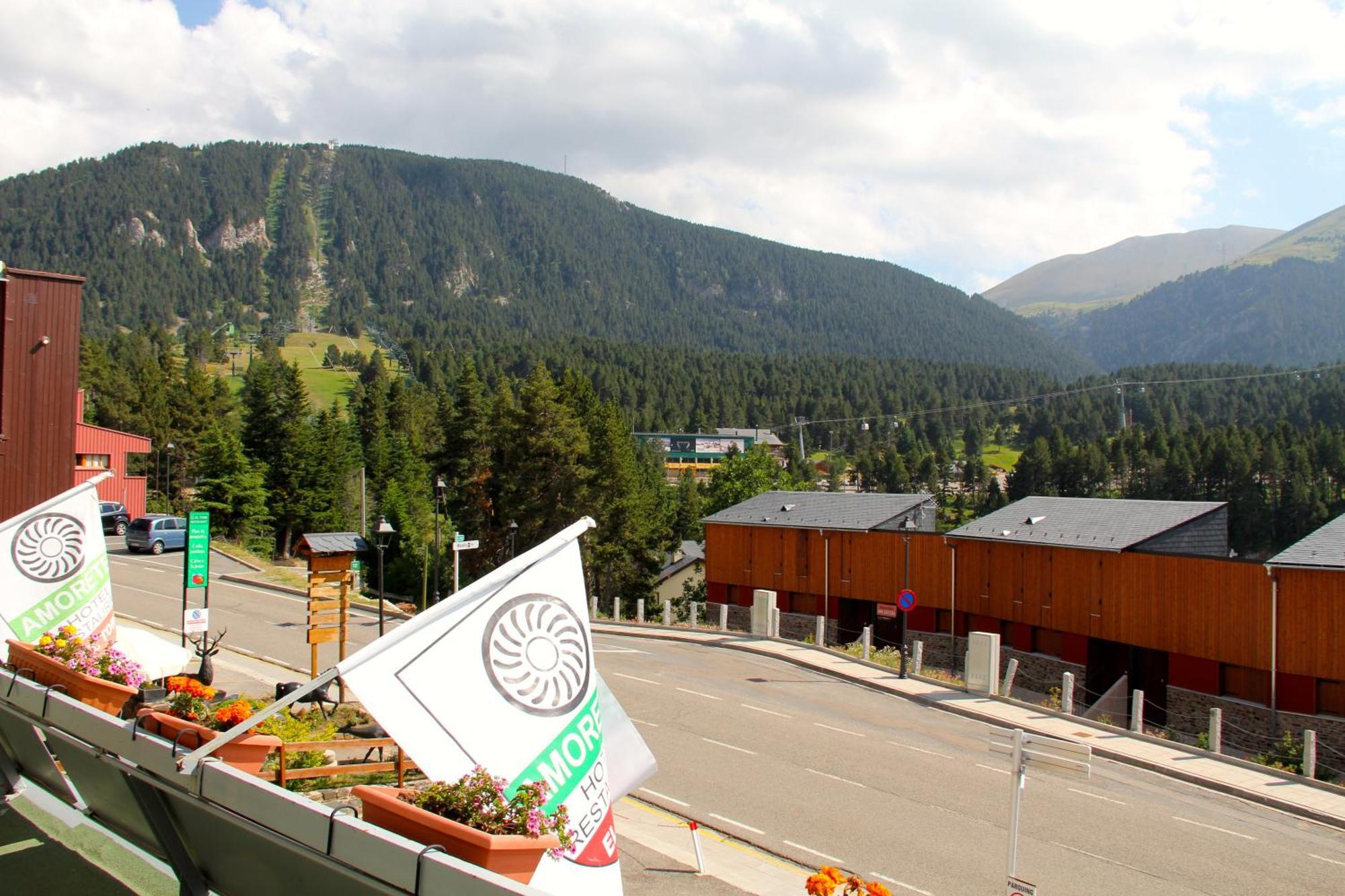 Hotel Amoretes La Molina  Buitenkant foto