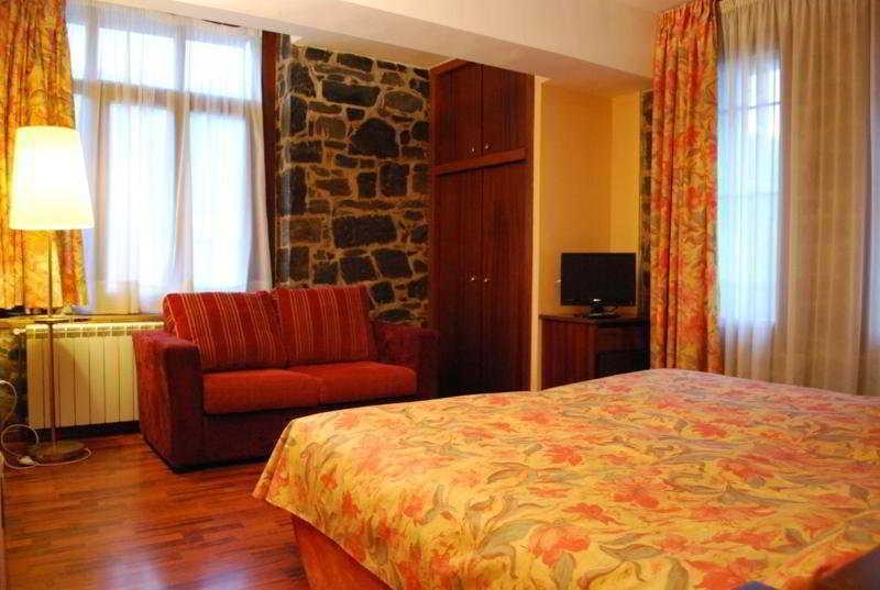 Hotel Amoretes La Molina  Buitenkant foto
